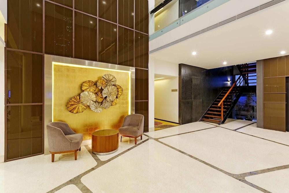 Sarovar Portico Outer Ring Road Bangalore Exterior foto
