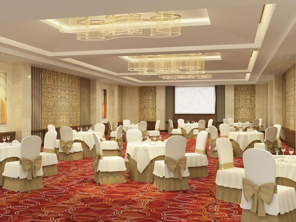 Sarovar Portico Outer Ring Road Bangalore Exterior foto